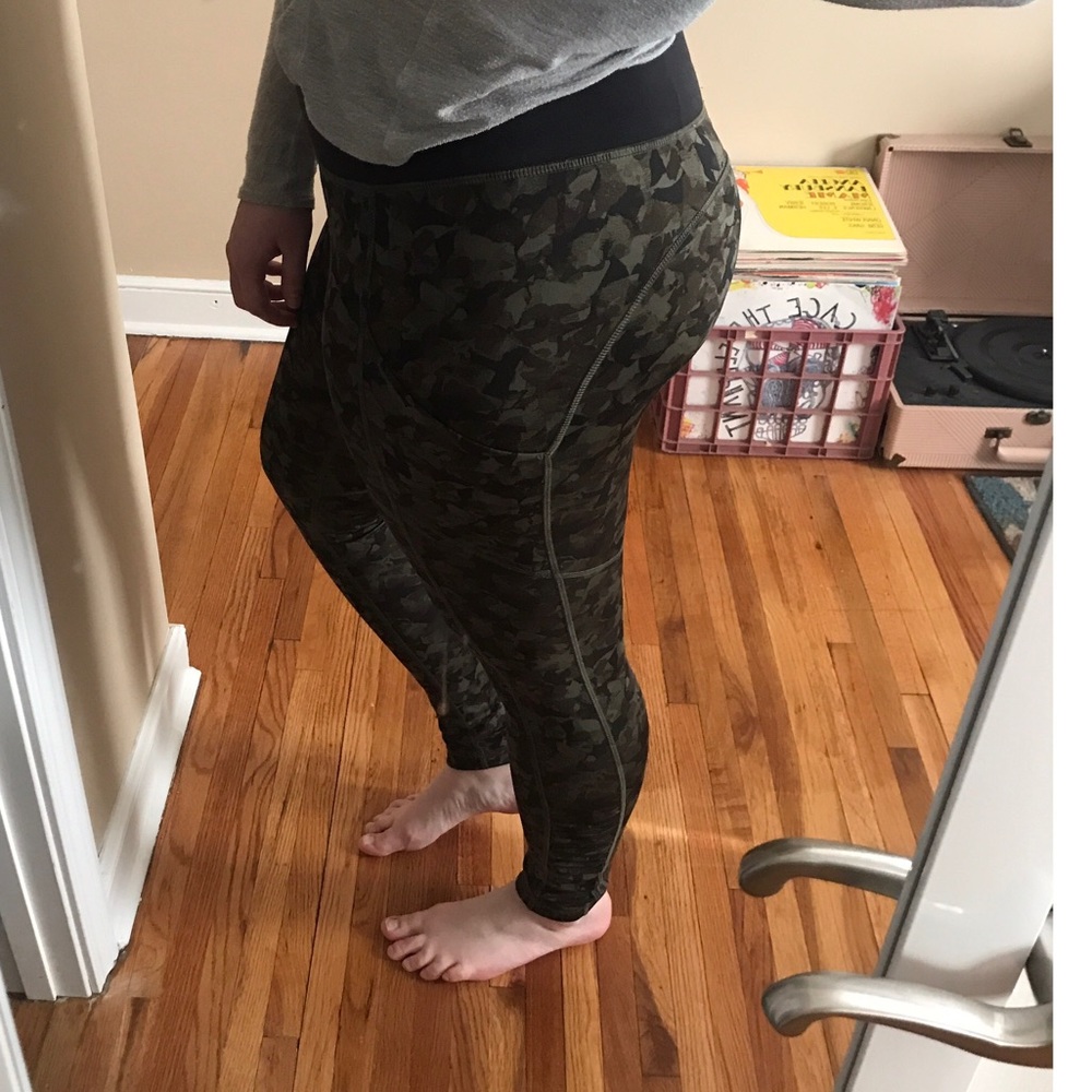 Lululemon Speed Tight III Jungle Fatigue Pattern